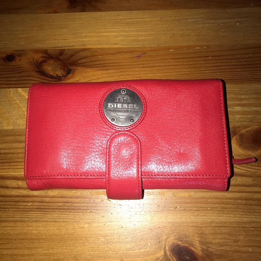 Diesel Women’s Leather Wallet